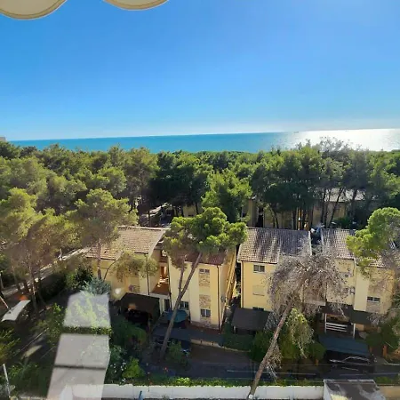 Apartment 2 Bedroom With Sea View *